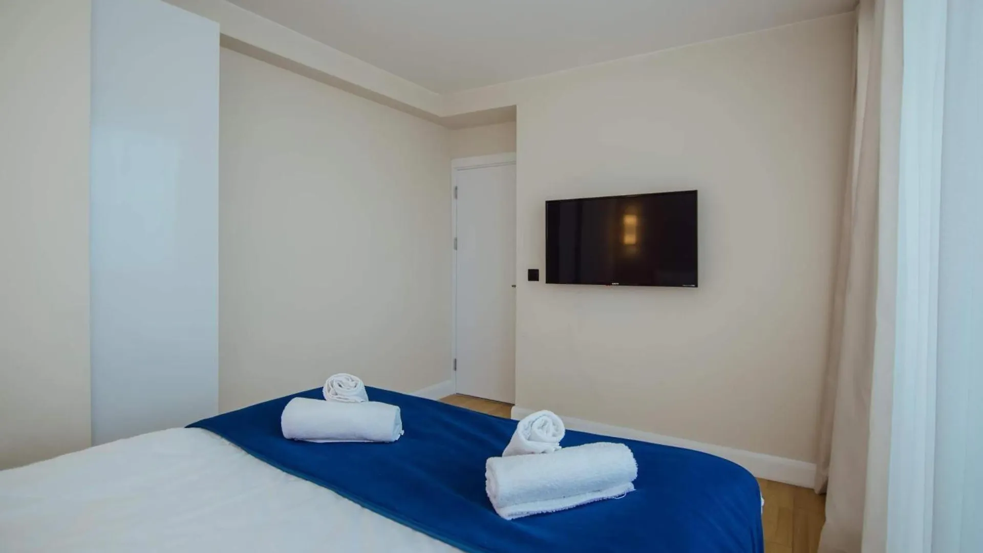 Downtown Centre In Batumi Aparthotel Orbi City N1